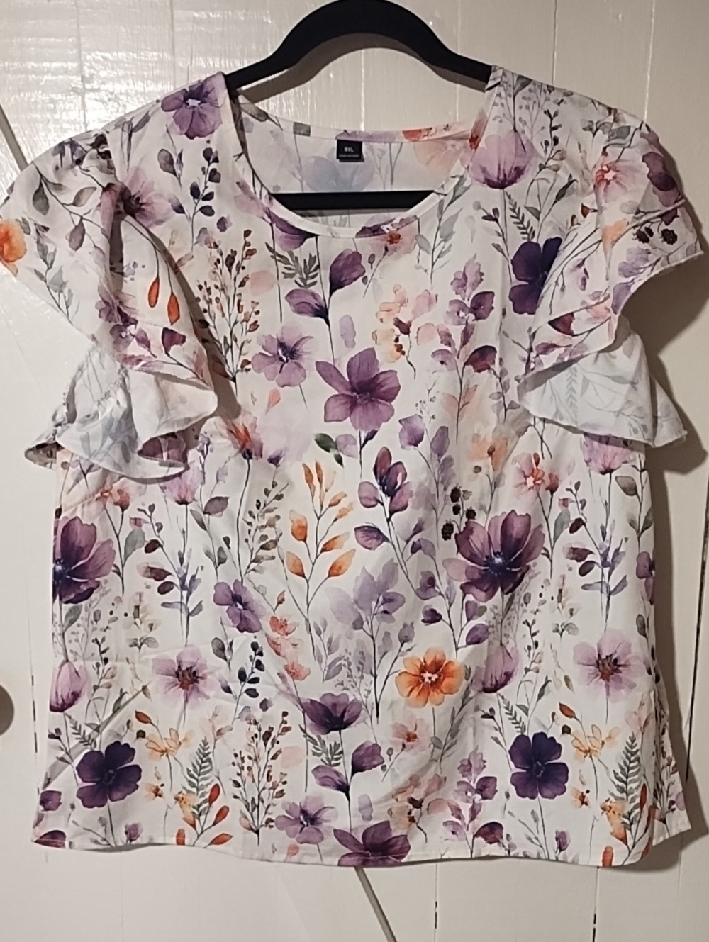 SHEIN White Top with Purple & Peach Floral Print XL/1X NWOT.